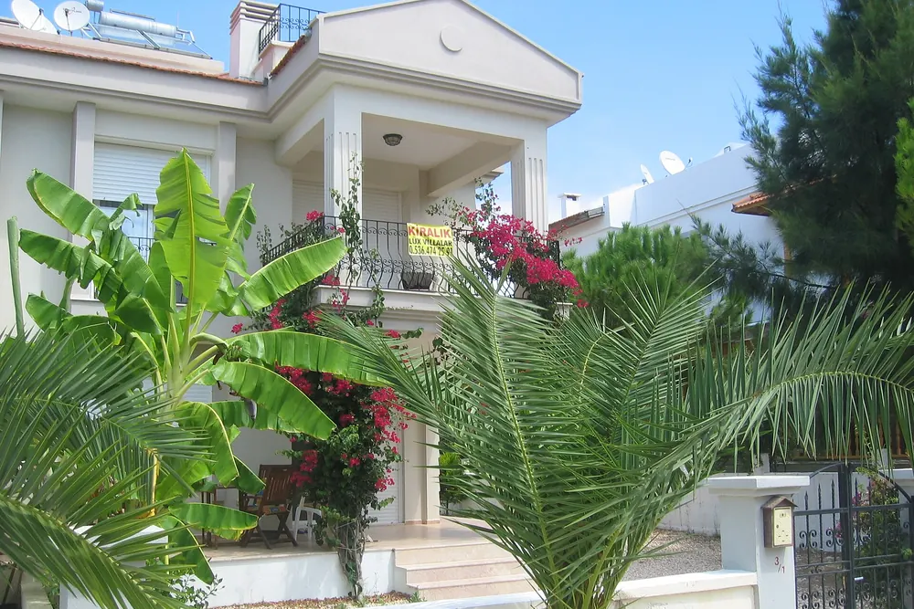 Ovacık'a komşu villa bölgesinde konut dokusu