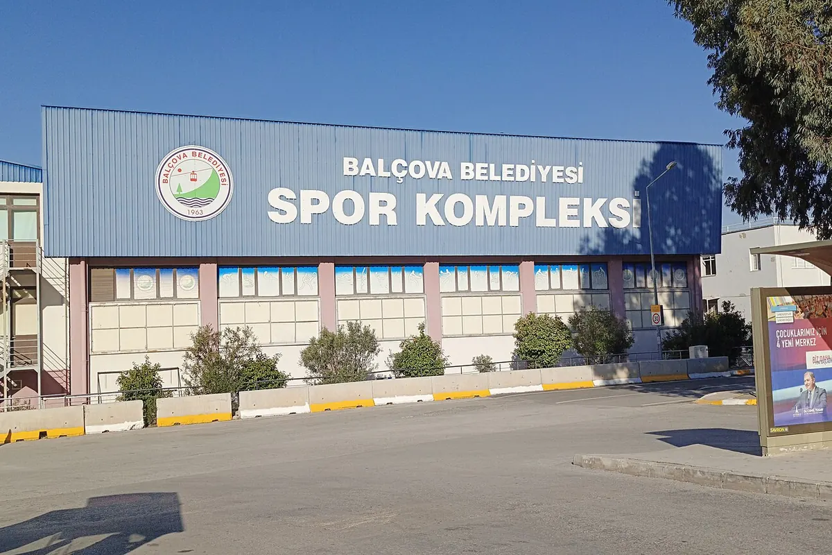 Balçova Belediyesi Spor Kompleksi
