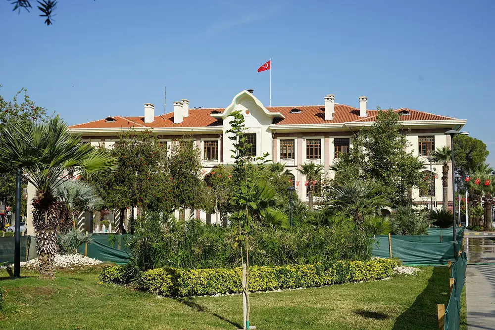 1.Anafartalar Mahallesi'ndeki tarihi Hükümet Konağı binası
