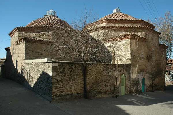 Tire'de taş örgülü tarihi hamam yapısı